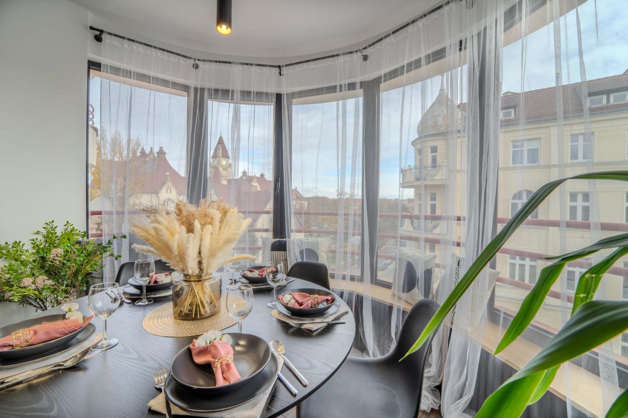 New Large Modern Apartment - City Center - 60M2 - Lift - Parking Breslavia Esterno foto